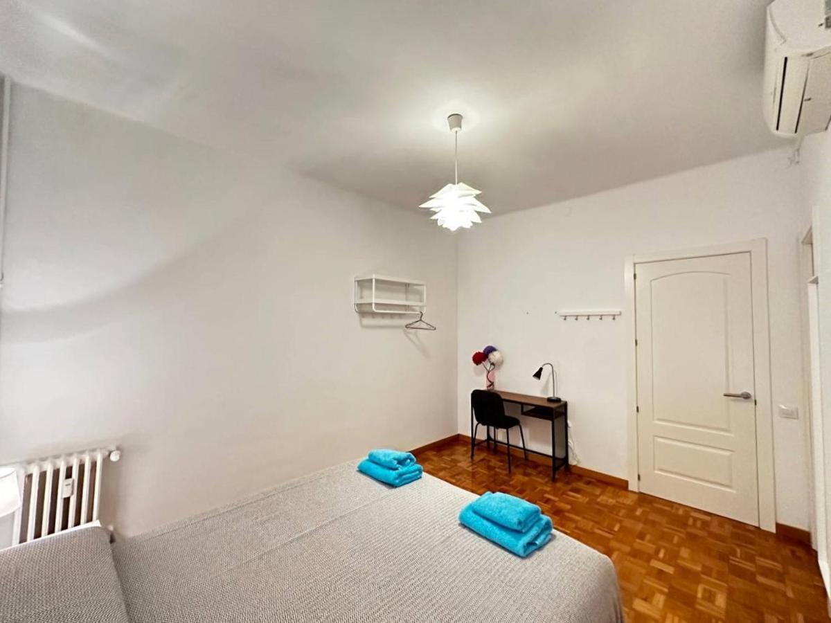 Rooms Nuevo Roger Barcelona Eksteriør bilde